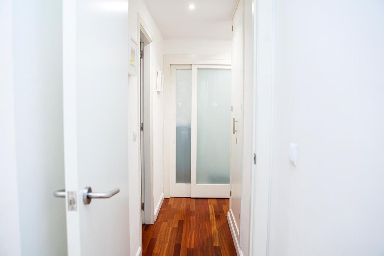Charming Apartment With Pool And Garage Sevilla Bagian luar foto